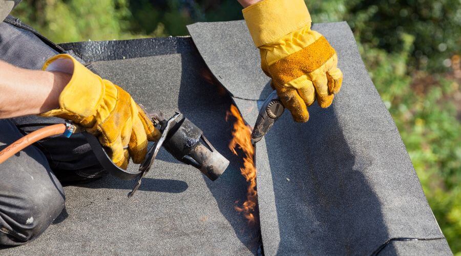 Professional flood damage restoration services in Calhoun Falls, SC